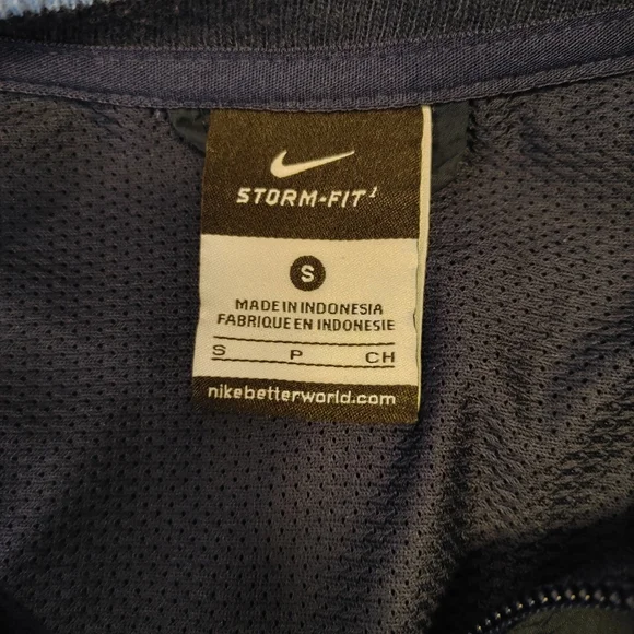 NIKE SUSTAINABLE FULL ZIP FRONT UNC CAROLINA TARHEELS JACKET, BLUE S - Picture 10 of 13